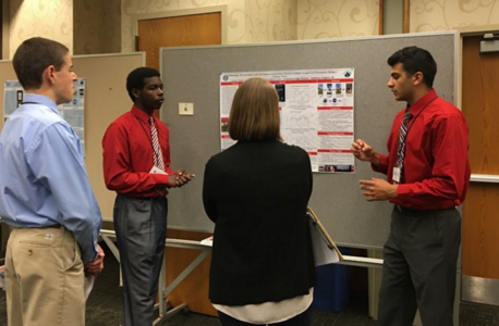 Students present at the Midwest SRS